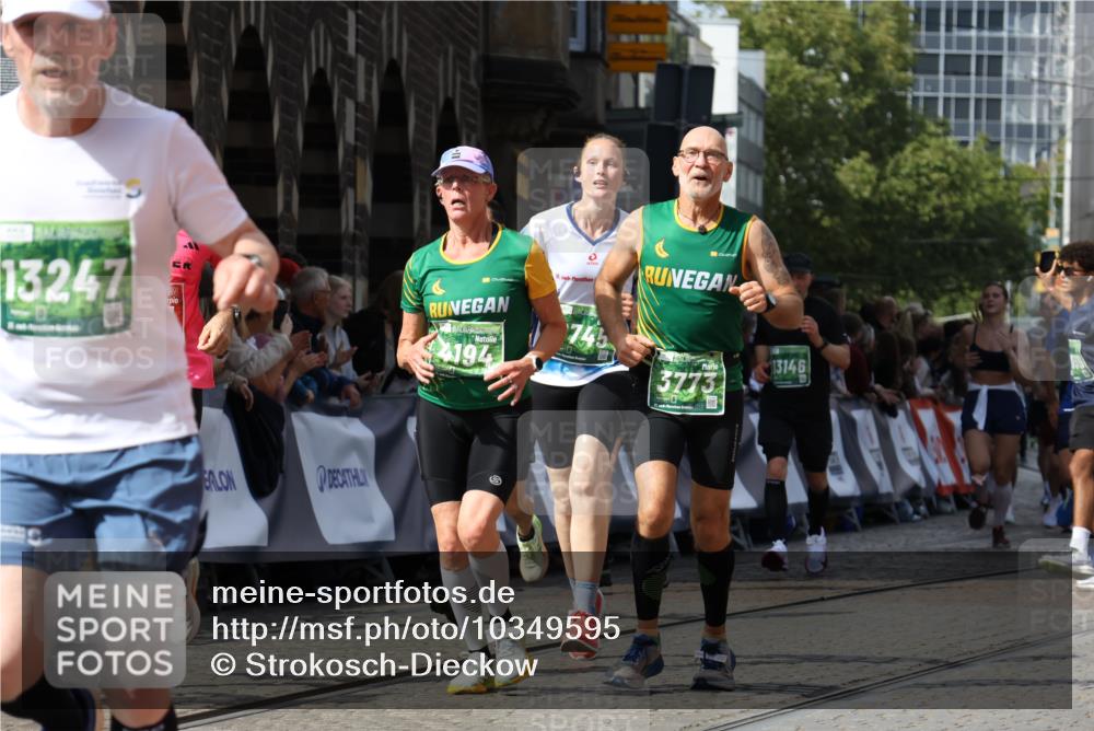 13.09.2026 - 21. swb-Marathon Bremen Strokosch-Dieckow http://msf.ph/oto/10349595 13.09.2026 13:32:54 Ziel 1437, 1687, 2292, 2293, 2611, 2992, 3354, 3429, 3878, 3895, 4263, 4323, 4380, 4862, 5281, 5398, 6518, 6583, 6593, 6718, 6760, 6781, 6900, 7016, 7173, 7466, 7758, 7990, 8344, 8957, 9040, 9151, 9175, 9719, 13208, 1532, 2440, 2818, 2959, 3167, 3404, 3710, 3773, 4194, 4408, 4659, 5090, 5191, 5395, 5410, 5706, 5749, 5981, 6941, 7756, 7788, 8061, 9269, 9292, 9406, 9745, 9829, 13019, 13028, 13039, 13092, 13093, 13146 meine-sportfotos.de