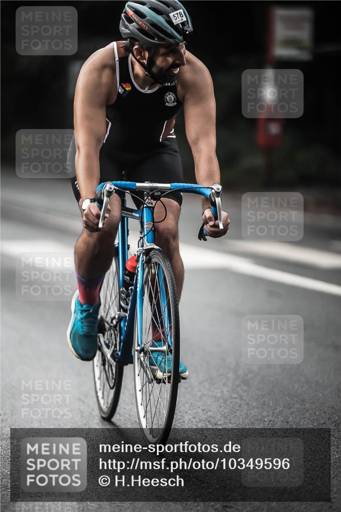 13.09.2026 - Stadtparktriathlon H.Heesch http://msf.ph/oto/10349596 13.09.2026 11:01:26 Radfahren 456, 472, 497, 542, 578, 1798 meine-sportfotos.de