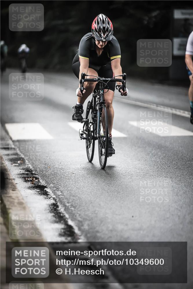 13.09.2026 - Stadtparktriathlon H.Heesch http://msf.ph/oto/10349600 13.09.2026 11:01:28 Radfahren 456, 472, 486, 497, 542, 578, 592 meine-sportfotos.de