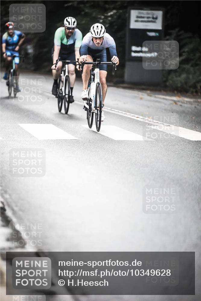 13.09.2026 - Stadtparktriathlon H.Heesch http://msf.ph/oto/10349628 13.09.2026 11:01:33 Radfahren 456, 472, 486, 487, 510, 592, 698, 703 meine-sportfotos.de