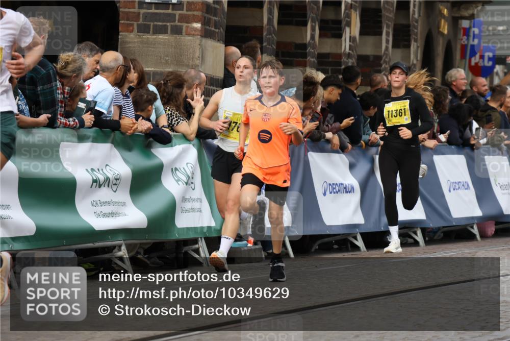 13.09.2026 - 21. swb-Marathon Bremen Strokosch-Dieckow http://msf.ph/oto/10349629 13.09.2026 10:54:18 Ziel 10255, 10579, 10684, 10685, 10708, 10822, 10947, 11010, 11206, 11290, 11489, 11596, 12075, 12244, 12356, 12405, 12435, 12492, 12515, 13531, 10067, 10146, 10410, 10503, 10577, 10631, 10749, 10765, 10837, 10884, 11039, 11099, 11389, 11593, 12265, 12328, 12467 meine-sportfotos.de