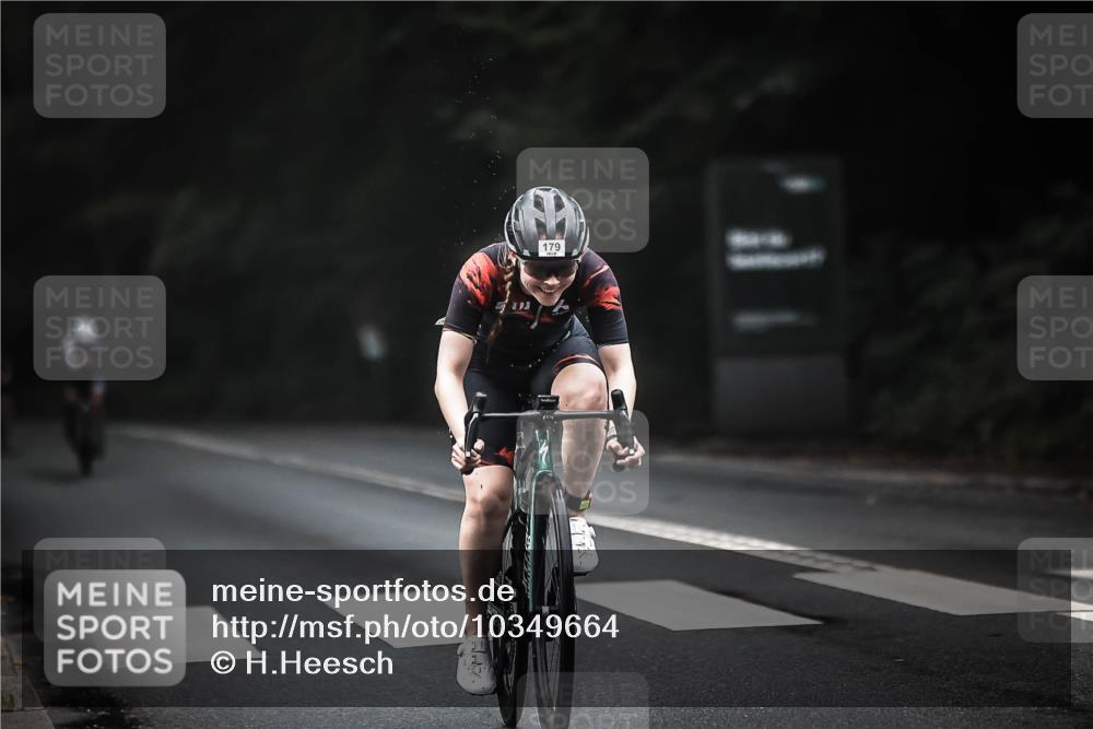 13.09.2026 - Stadtparktriathlon H.Heesch http://msf.ph/oto/10349664 13.09.2026 09:16:41 Radfahren 127, 146, 179, 190 meine-sportfotos.de