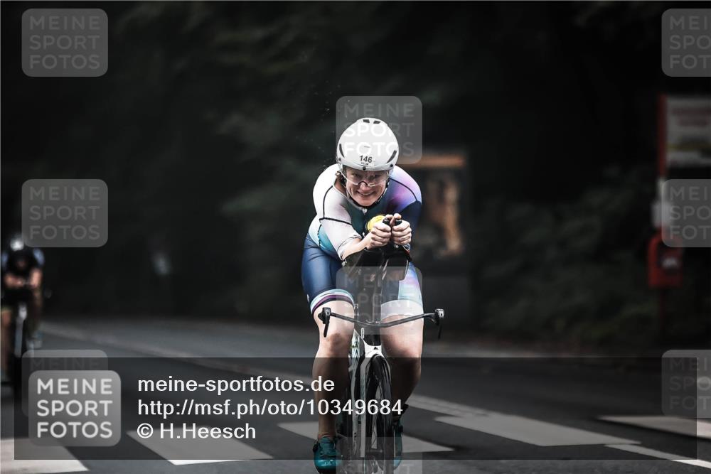 13.09.2026 - Stadtparktriathlon H.Heesch http://msf.ph/oto/10349684 13.09.2026 09:16:46 Radfahren 146, 179, 193, 207 meine-sportfotos.de