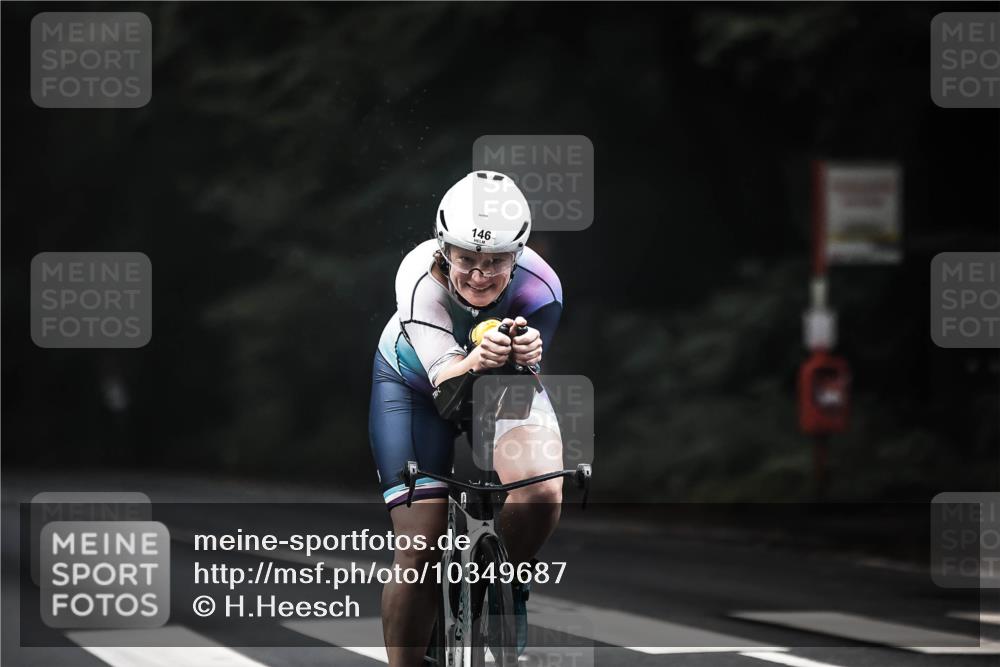 13.09.2026 - Stadtparktriathlon H.Heesch http://msf.ph/oto/10349687 13.09.2026 09:16:47 Radfahren 146, 179, 193, 207 meine-sportfotos.de