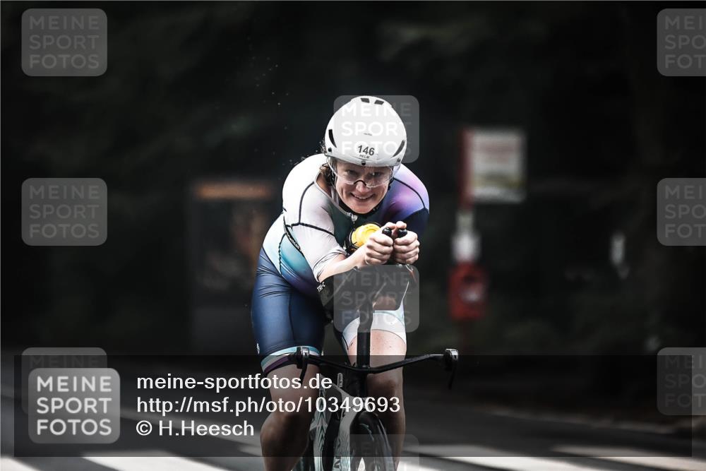 13.09.2026 - Stadtparktriathlon H.Heesch http://msf.ph/oto/10349693 13.09.2026 09:16:47 Radfahren 146, 179, 193, 207 meine-sportfotos.de