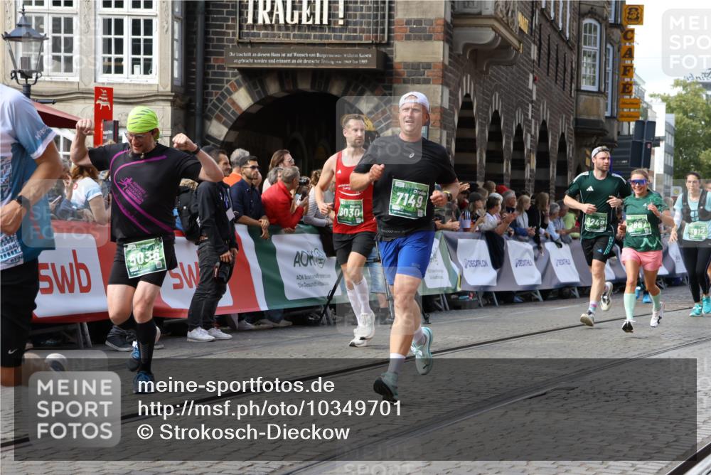 13.09.2026 - 21. swb-Marathon Bremen Strokosch-Dieckow http://msf.ph/oto/10349701 13.09.2026 13:29:13 Ziel 430, 565, 687, 722, 725, 936, 1014, 1274, 1688, 2223, 2276, 2378, 2851, 2891, 3348, 3419, 3444, 3665, 3938, 5225, 5267, 5531, 5691, 5865, 6099, 6817, 6937, 6955, 7134, 7263, 7527, 8984, 8985, 9562, 13174, 132, 303, 596, 651, 1083, 1365, 1387, 1545, 1823, 2301, 2867, 2957, 3258, 3721, 3796, 3846, 3912, 4541, 5599, 6030, 6103, 6499, 7013, 7631, 7649, 7860, 8007, 8009, 8066, 8099, 8277, 8338, 8675, 9249, 9889, 10128 meine-sportfotos.de