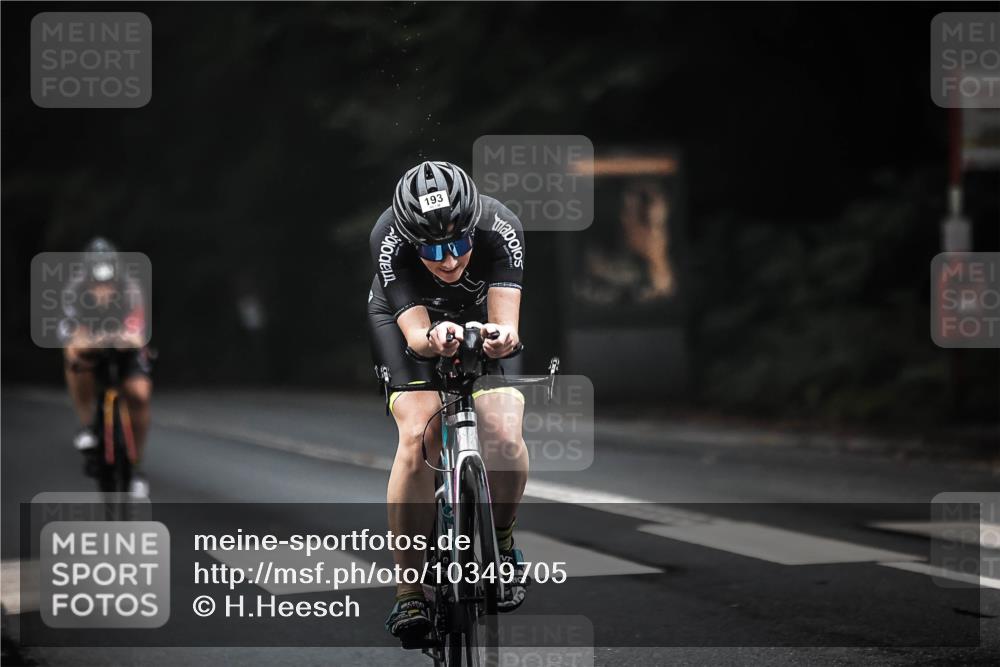 13.09.2026 - Stadtparktriathlon H.Heesch http://msf.ph/oto/10349705 13.09.2026 09:16:49 Radfahren 146, 193, 207 meine-sportfotos.de