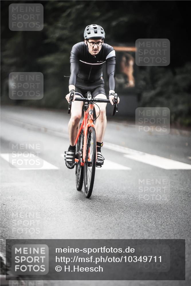 13.09.2026 - Stadtparktriathlon H.Heesch http://msf.ph/oto/10349711 13.09.2026 11:01:40 Radfahren 468, 487, 510, 592, 698, 703, 706 meine-sportfotos.de
