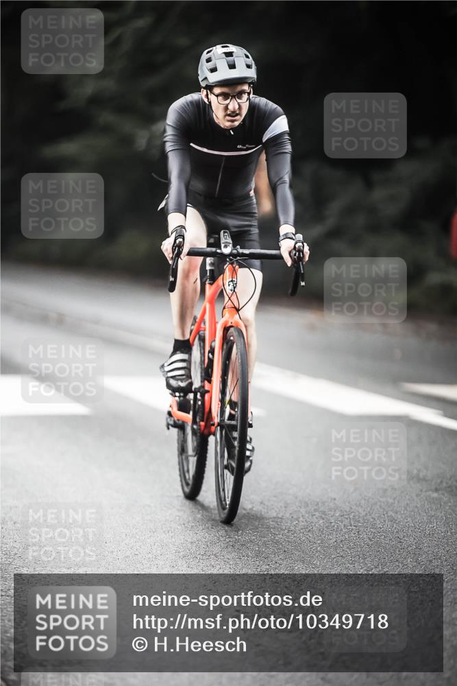 13.09.2026 - Stadtparktriathlon H.Heesch http://msf.ph/oto/10349718 13.09.2026 11:01:41 Radfahren 468, 487, 510, 698, 703, 706 meine-sportfotos.de