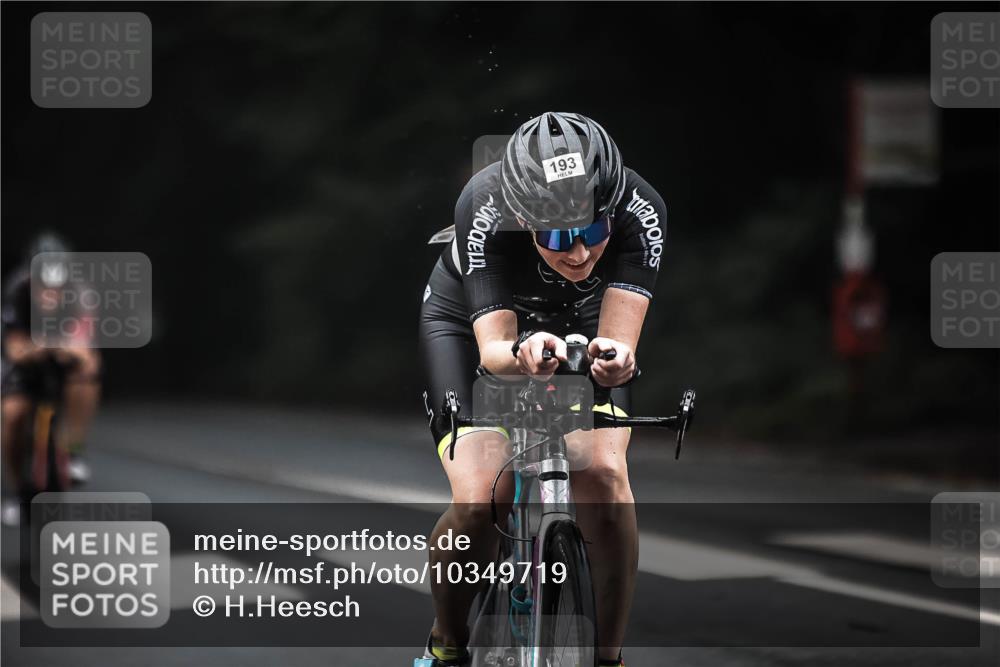 13.09.2026 - Stadtparktriathlon H.Heesch http://msf.ph/oto/10349719 13.09.2026 09:16:49 Radfahren 146, 193, 207 meine-sportfotos.de
