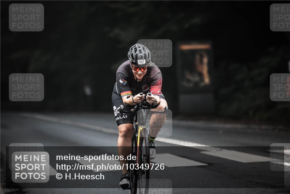 13.09.2026 - Stadtparktriathlon H.Heesch http://msf.ph/oto/10349726 13.09.2026 09:16:50 Radfahren 146, 193, 207 meine-sportfotos.de