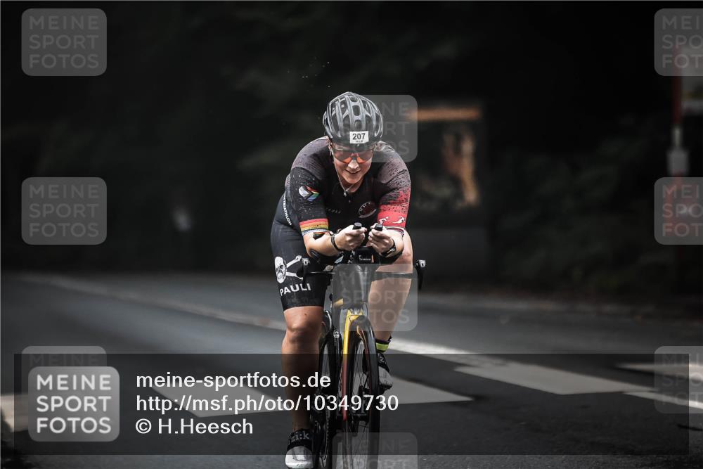 13.09.2026 - Stadtparktriathlon H.Heesch http://msf.ph/oto/10349730 13.09.2026 09:16:50 Radfahren 146, 193, 207 meine-sportfotos.de