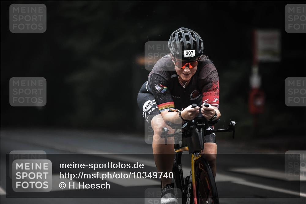 13.09.2026 - Stadtparktriathlon H.Heesch http://msf.ph/oto/10349740 13.09.2026 09:16:51 Radfahren 146, 193, 207 meine-sportfotos.de