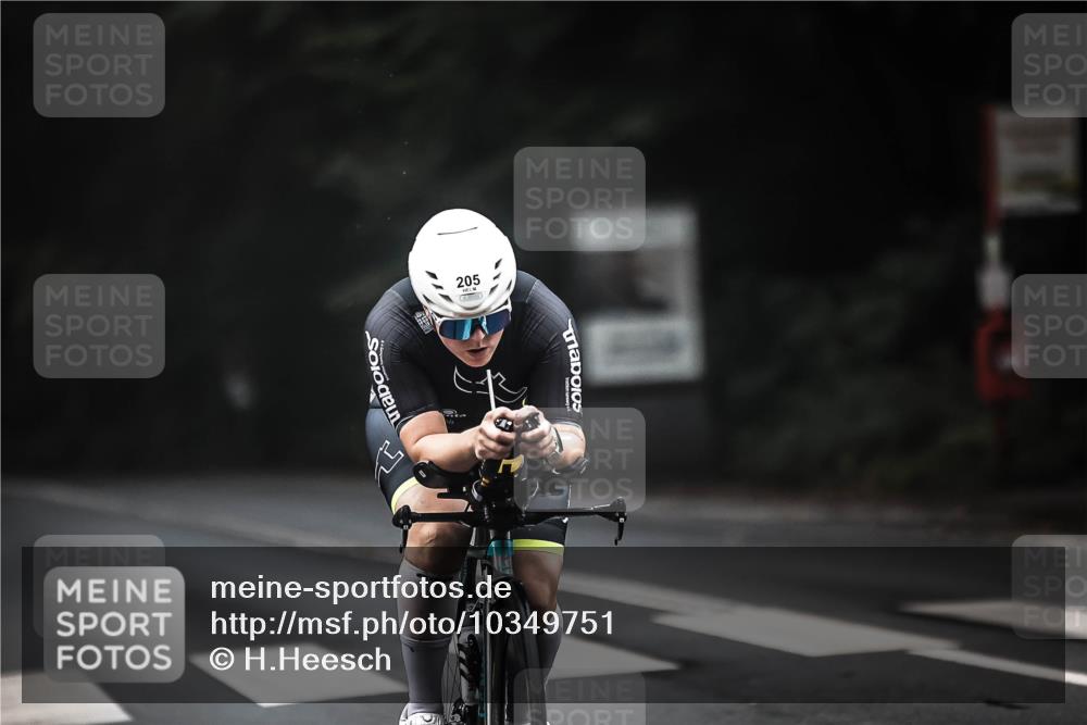 13.09.2026 - Stadtparktriathlon H.Heesch http://msf.ph/oto/10349751 13.09.2026 09:17:01 Radfahren 103, 174, 205 meine-sportfotos.de