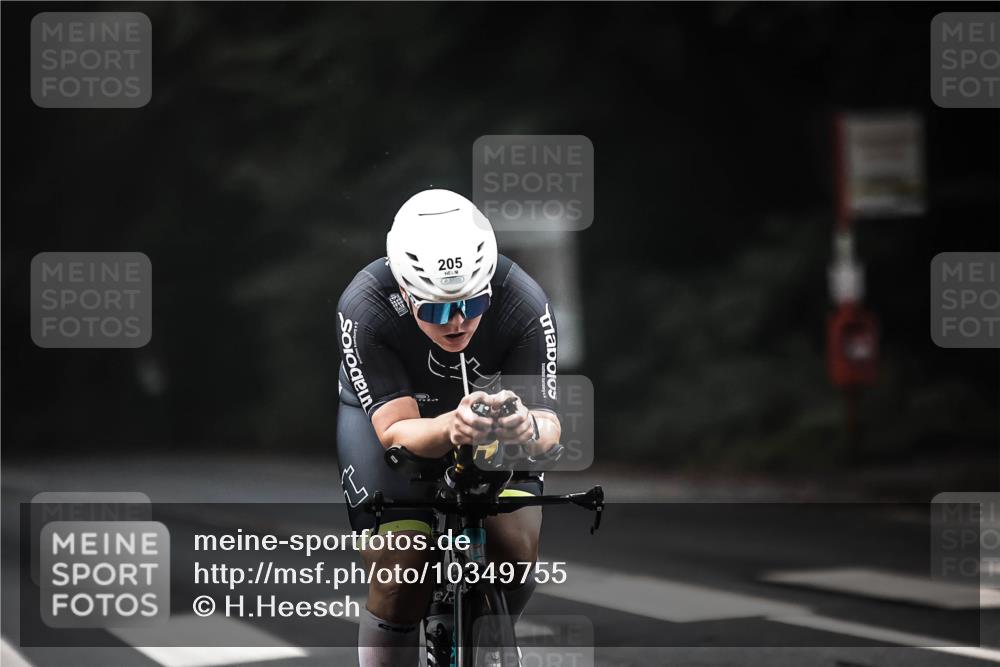 13.09.2026 - Stadtparktriathlon H.Heesch http://msf.ph/oto/10349755 13.09.2026 09:17:01 Radfahren 103, 174, 205 meine-sportfotos.de