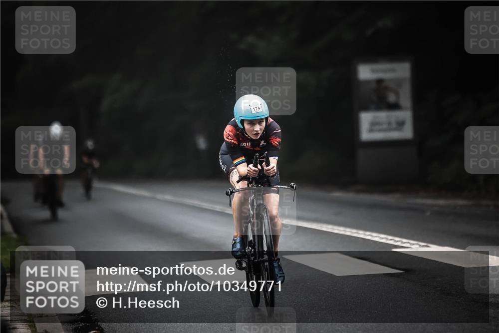 13.09.2026 - Stadtparktriathlon H.Heesch http://msf.ph/oto/10349771 13.09.2026 09:17:03 Radfahren 94, 103, 173, 174, 196, 204, 205 meine-sportfotos.de