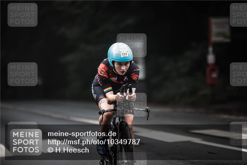 13.09.2026 - Stadtparktriathlon H.Heesch http://msf.ph/oto/10349787 13.09.2026 09:17:04 Radfahren 94, 103, 173, 174, 196, 204, 205 meine-sportfotos.de