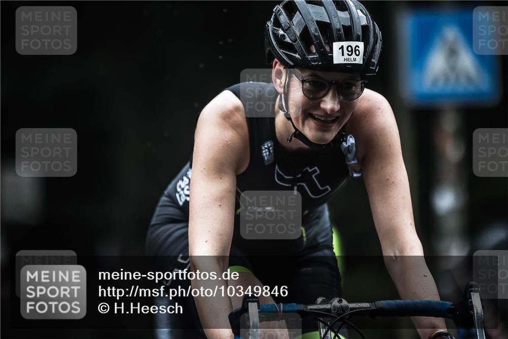 13.09.2026 - Stadtparktriathlon H.Heesch http://msf.ph/oto/10349846 13.09.2026 09:17:10 Radfahren 94, 103, 166, 173, 196, 204 meine-sportfotos.de