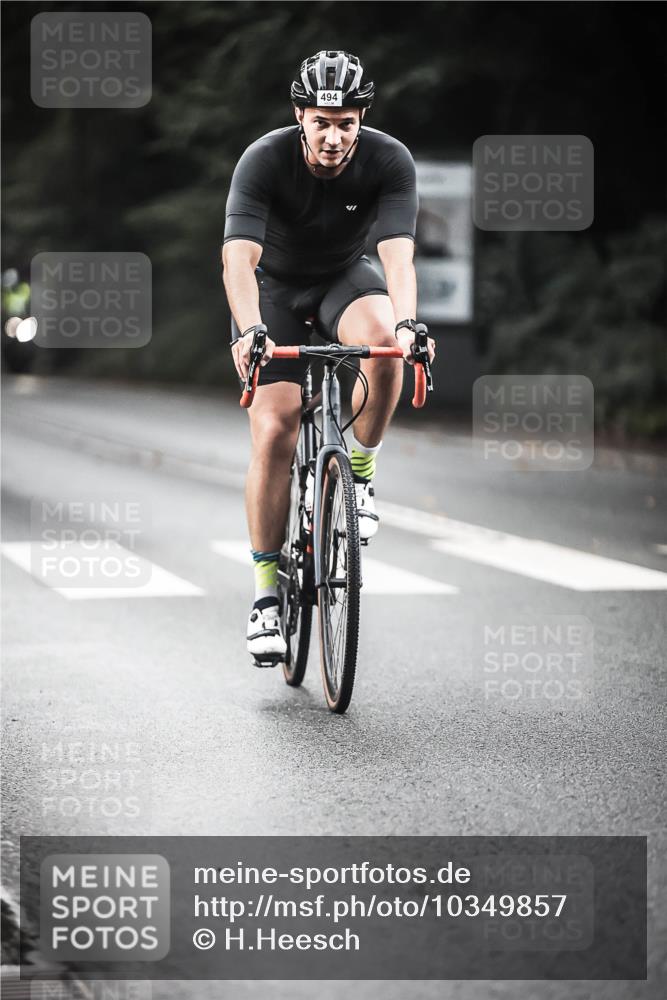 13.09.2026 - Stadtparktriathlon H.Heesch http://msf.ph/oto/10349857 13.09.2026 11:01:58 Radfahren 357, 416, 494, 524, 657, 700 meine-sportfotos.de