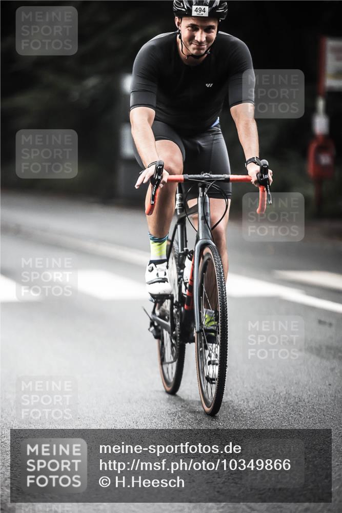 13.09.2026 - Stadtparktriathlon H.Heesch http://msf.ph/oto/10349866 13.09.2026 11:01:58 Radfahren 357, 416, 494, 524, 657, 700 meine-sportfotos.de