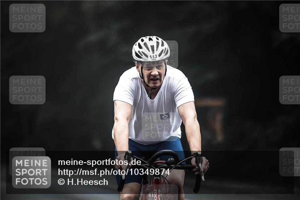 13.09.2026 - Stadtparktriathlon H.Heesch http://msf.ph/oto/10349874 13.09.2026 09:17:18 Radfahren 113, 126, 166 meine-sportfotos.de