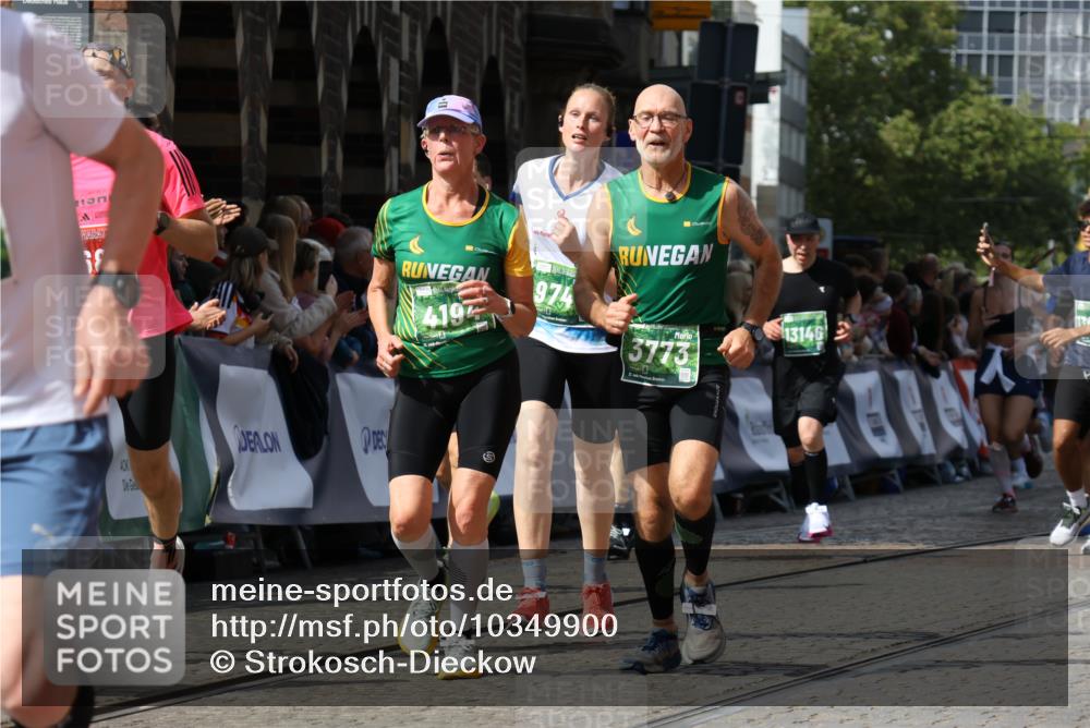 13.09.2026 - 21. swb-Marathon Bremen Strokosch-Dieckow http://msf.ph/oto/10349900 13.09.2026 13:32:54 Ziel 1437, 1687, 2292, 2293, 2611, 2992, 3354, 3429, 3878, 3895, 4263, 4323, 4380, 4862, 5281, 5398, 6518, 6583, 6593, 6718, 6760, 6781, 6900, 7016, 7173, 7466, 7758, 7990, 8344, 8957, 9040, 9151, 9175, 9719, 13208, 1532, 2440, 2818, 2959, 3167, 3404, 3710, 3773, 4194, 4408, 4659, 5090, 5191, 5395, 5410, 5706, 5749, 5981, 6941, 7756, 7788, 8061, 9269, 9292, 9406, 9745, 9829, 13019, 13028, 13039, 13092, 13093, 13146 meine-sportfotos.de