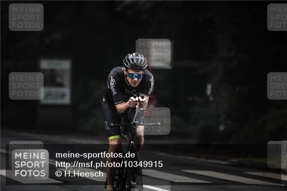 13.09.2026 - Stadtparktriathlon H.Heesch http://msf.ph/oto/10349915 13.09.2026 09:17:28 Radfahren 85, 107, 122, 126 meine-sportfotos.de