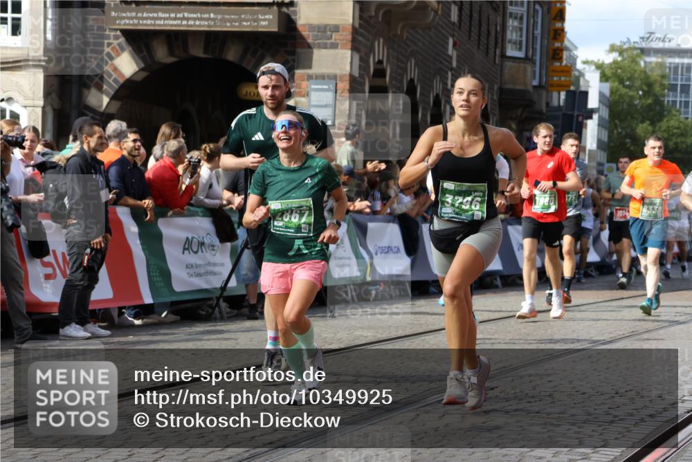 13.09.2026 - 21. swb-Marathon Bremen Strokosch-Dieckow http://msf.ph/oto/10349925 13.09.2026 13:29:15 Ziel 430, 565, 687, 722, 725, 936, 1014, 1274, 1688, 2223, 2276, 2378, 2851, 2891, 3419, 3444, 3665, 3938, 5225, 5267, 5531, 5691, 5865, 6099, 6817, 6937, 6955, 7134, 7527, 8984, 8985, 9562, 13174, 132, 303, 596, 651, 1083, 1365, 1387, 1823, 2301, 2742, 2957, 3258, 3721, 3846, 3912, 4541, 5599, 6103, 6499, 6690, 7013, 7631, 7649, 7860, 8007, 8009, 8066, 8099, 8277, 8338, 8675, 8831, 9889, 10128 meine-sportfotos.de