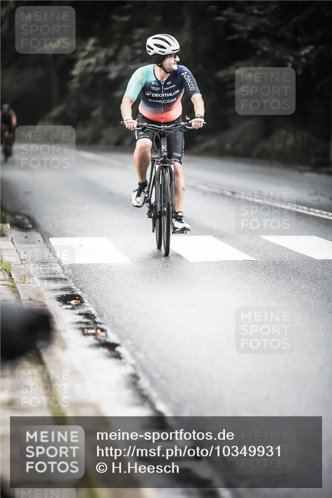 13.09.2026 - Stadtparktriathlon H.Heesch http://msf.ph/oto/10349931 13.09.2026 11:02:05 Radfahren 416, 524, 589, 657 meine-sportfotos.de