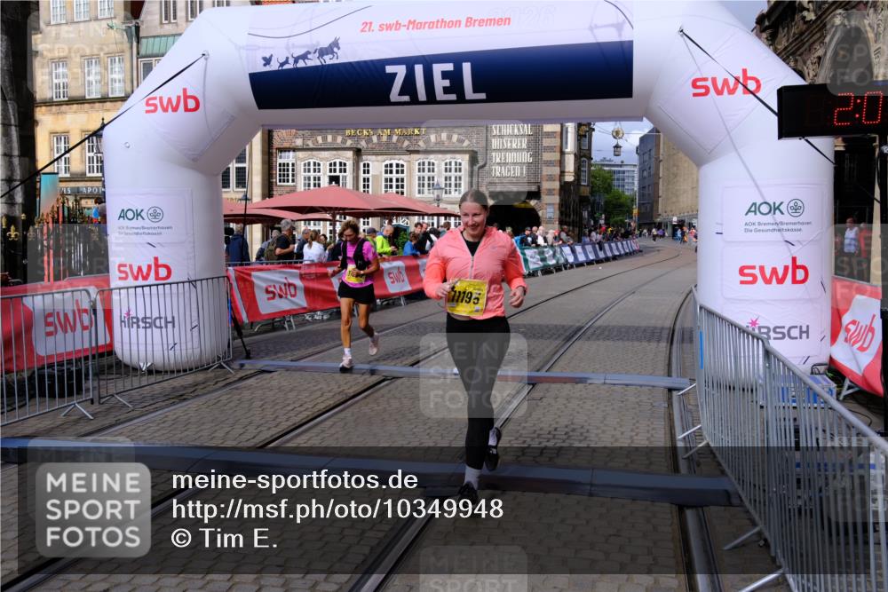 13.09.2026 - 21. swb-Marathon Bremen Tim E. http://msf.ph/oto/10349948 13.09.2026 11:31:49 Ziel  meine-sportfotos.de