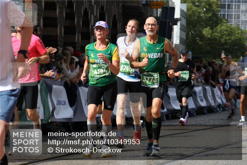 13.09.2026 - 21. swb-Marathon Bremen Strokosch-Dieckow http://msf.ph/oto/10349953 13.09.2026 13:32:54 Ziel 1437, 1687, 2292, 2293, 2611, 2992, 3354, 3429, 3878, 3895, 4263, 4323, 4380, 4862, 5281, 5398, 6518, 6583, 6593, 6718, 6760, 6781, 6900, 7016, 7173, 7466, 7758, 7990, 8344, 8957, 9040, 9151, 9175, 9719, 13208, 1532, 2440, 2818, 2959, 3167, 3404, 3710, 3773, 4194, 4408, 4659, 5090, 5191, 5395, 5410, 5706, 5749, 5981, 6941, 7756, 7788, 8061, 9269, 9292, 9406, 9745, 9829, 13019, 13028, 13039, 13092, 13093, 13146 meine-sportfotos.de