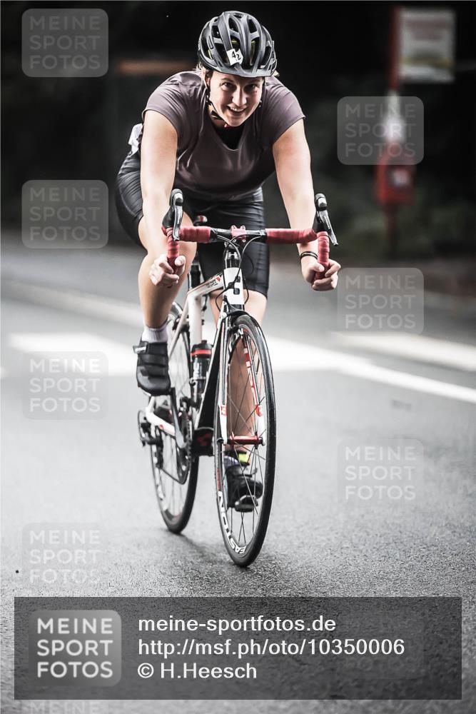 13.09.2026 - Stadtparktriathlon H.Heesch http://msf.ph/oto/10350006 13.09.2026 11:02:12 Radfahren 589 meine-sportfotos.de