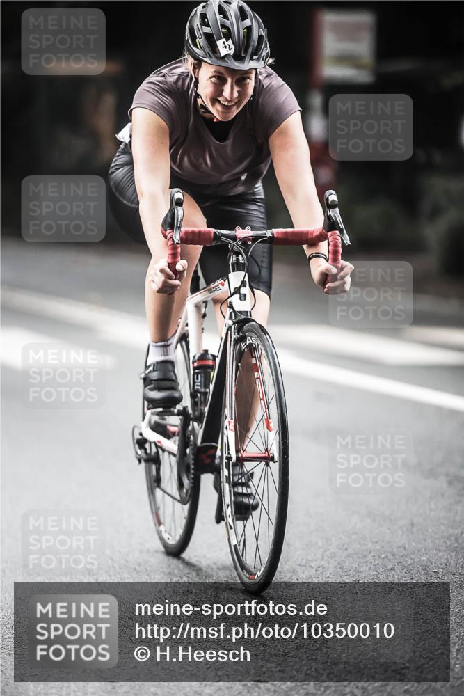 13.09.2026 - Stadtparktriathlon H.Heesch http://msf.ph/oto/10350010 13.09.2026 11:02:13 Radfahren 610 meine-sportfotos.de