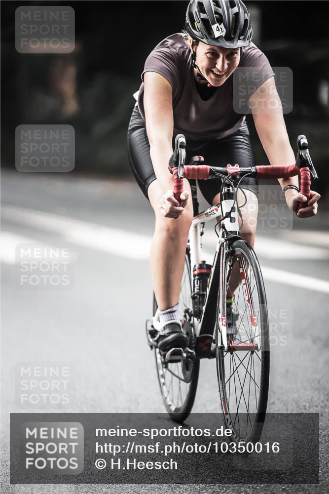 13.09.2026 - Stadtparktriathlon H.Heesch http://msf.ph/oto/10350016 13.09.2026 11:02:13 Radfahren 610 meine-sportfotos.de