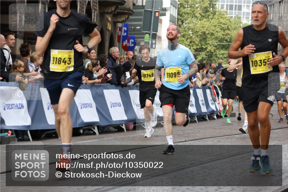 13.09.2026 - 21. swb-Marathon Bremen Strokosch-Dieckow http://msf.ph/oto/10350022 13.09.2026 10:54:27 Ziel 10822, 10947, 10996, 11010, 11290, 11329, 11361, 11476, 11765, 11843, 11989, 11998, 12075, 12356, 12435, 13531, 10067, 10146, 10410, 10608, 10704, 10765, 11039, 11174, 11389, 11593, 11874, 12038, 12467, 12519, 13526 meine-sportfotos.de