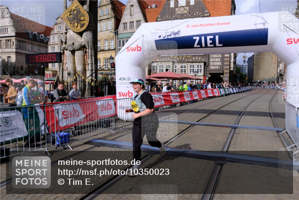 13.09.2026 - 21. swb-Marathon Bremen Tim E. http://msf.ph/oto/10350023 13.09.2026 11:32:24 Ziel  meine-sportfotos.de