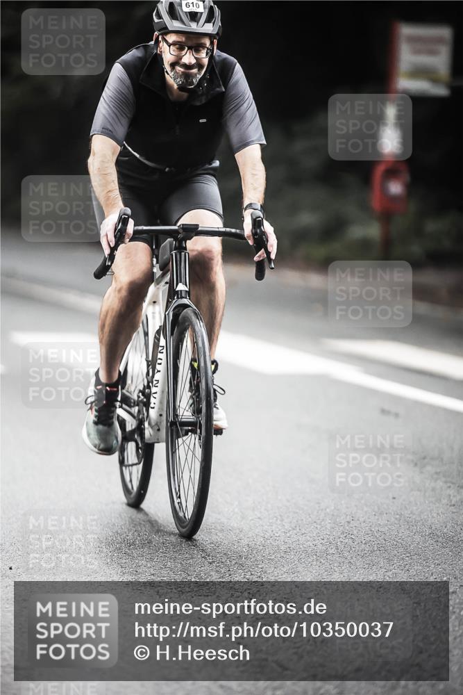 13.09.2026 - Stadtparktriathlon H.Heesch http://msf.ph/oto/10350037 13.09.2026 11:02:20 Radfahren 591, 610 meine-sportfotos.de