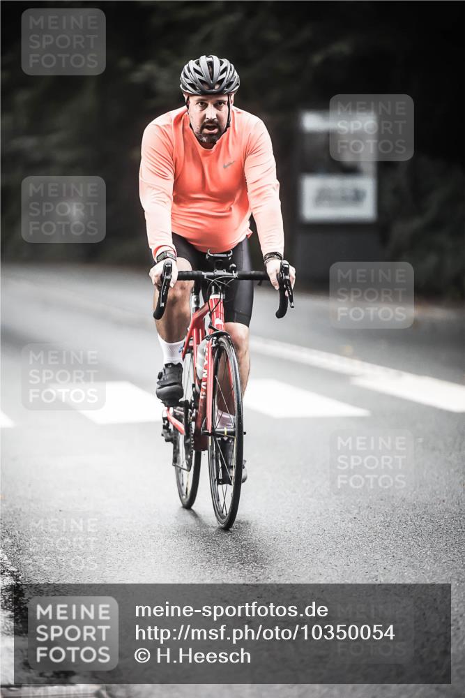 13.09.2026 - Stadtparktriathlon H.Heesch http://msf.ph/oto/10350054 13.09.2026 11:02:22 Radfahren 591, 596, 610 meine-sportfotos.de