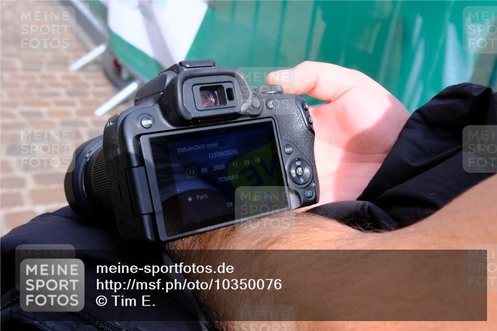13.09.2026 - 21. swb-Marathon Bremen Tim E. http://msf.ph/oto/10350076 13.09.2026 11:34:48 Ziel  meine-sportfotos.de
