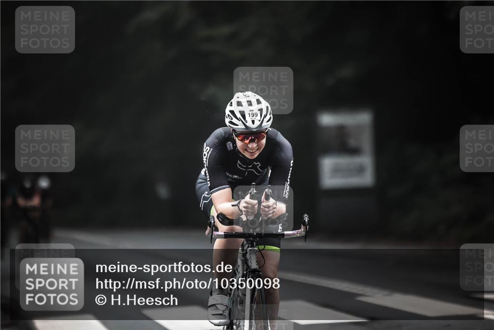 13.09.2026 - Stadtparktriathlon H.Heesch http://msf.ph/oto/10350098 13.09.2026 09:17:55 Radfahren 26, 62, 72, 139, 199, 206 meine-sportfotos.de