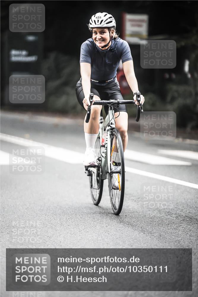 13.09.2026 - Stadtparktriathlon H.Heesch http://msf.ph/oto/10350111 13.09.2026 11:02:34 Radfahren 435, 531, 557, 572, 596, 618, 671 meine-sportfotos.de