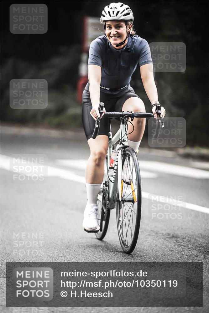 13.09.2026 - Stadtparktriathlon H.Heesch http://msf.ph/oto/10350119 13.09.2026 11:02:34 Radfahren 435, 531, 557, 572, 596, 618, 671 meine-sportfotos.de