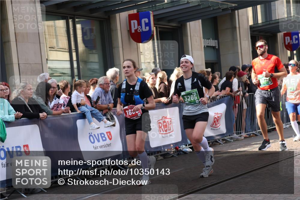 13.09.2026 - 21. swb-Marathon Bremen Strokosch-Dieckow http://msf.ph/oto/10350143 13.09.2026 13:31:36 Ziel 578, 846, 2310, 2934, 3115, 3205, 3239, 3244, 3278, 3946, 3989, 4030, 4164, 4797, 4979, 4998, 5158, 5325, 5363, 5899, 6062, 6100, 6116, 6193, 6213, 6354, 6602, 7242, 7260, 7526, 7790, 7964, 8048, 8078, 8166, 8206, 8247, 8610, 8970, 9016, 9033, 9188, 9568, 9640, 9785, 9914, 13151, 13231, 310, 922, 1600, 1627, 2244, 2602, 2707, 3152, 3343, 3392, 3396, 3579, 3858, 3859, 4258, 4273, 4477, 4692, 4889, 5426, 6039, 6581, 7032, 7608, 7941, 8042, 8205 meine-sportfotos.de