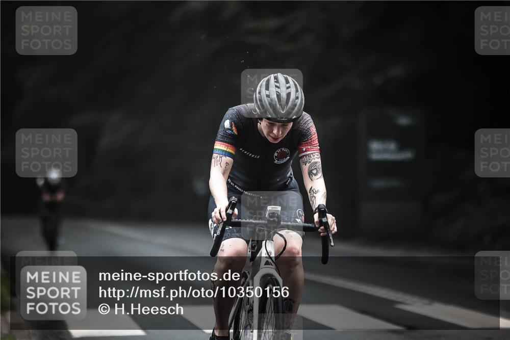 13.09.2026 - Stadtparktriathlon H.Heesch http://msf.ph/oto/10350156 13.09.2026 09:18:07 Radfahren 145, 209 meine-sportfotos.de