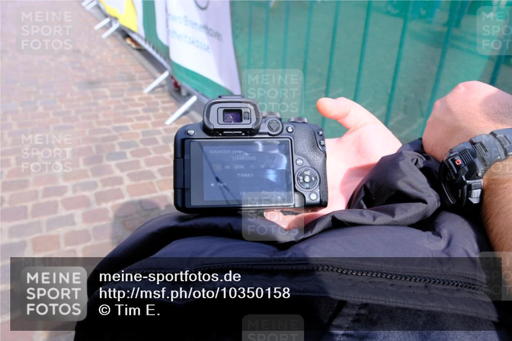 13.09.2026 - 21. swb-Marathon Bremen Tim E. http://msf.ph/oto/10350158 13.09.2026 11:38:52 Ziel  meine-sportfotos.de