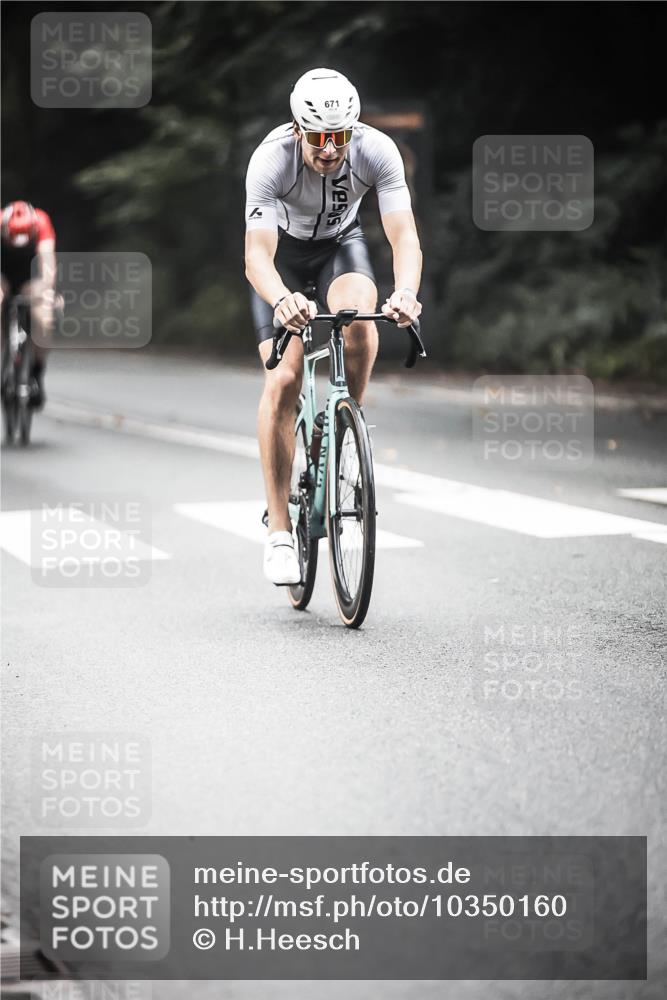 13.09.2026 - Stadtparktriathlon H.Heesch http://msf.ph/oto/10350160 13.09.2026 11:02:38 Radfahren 403, 435, 531, 557, 572, 618, 671 meine-sportfotos.de