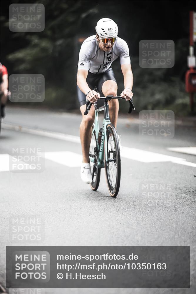 13.09.2026 - Stadtparktriathlon H.Heesch http://msf.ph/oto/10350163 13.09.2026 11:02:38 Radfahren 403, 435, 531, 557, 572, 618, 671 meine-sportfotos.de