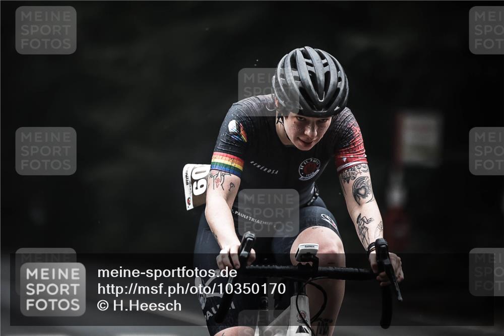 13.09.2026 - Stadtparktriathlon H.Heesch http://msf.ph/oto/10350170 13.09.2026 09:18:07 Radfahren 145, 209 meine-sportfotos.de