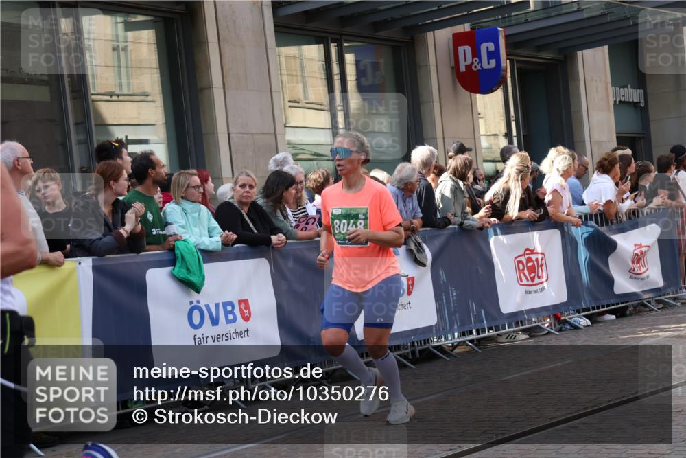 13.09.2026 - 21. swb-Marathon Bremen Strokosch-Dieckow http://msf.ph/oto/10350276 13.09.2026 13:31:39 Ziel 578, 846, 2310, 2934, 3115, 3205, 3239, 3244, 3278, 3946, 3989, 4030, 4797, 4979, 4998, 5158, 5325, 5363, 5899, 6116, 6213, 6354, 7242, 7260, 7526, 7790, 7964, 8048, 8078, 8166, 8247, 8610, 8970, 9016, 9033, 9188, 9640, 9785, 9914, 13151, 13231, 310, 922, 1600, 1627, 2602, 2707, 3115, 3152, 3239, 3343, 3392, 3579, 3858, 3859, 4164, 4258, 4273, 4692, 4889, 5426, 6039, 6062, 6100, 6193, 6581, 6602, 7032, 7608, 7941, 8042, 8205 meine-sportfotos.de