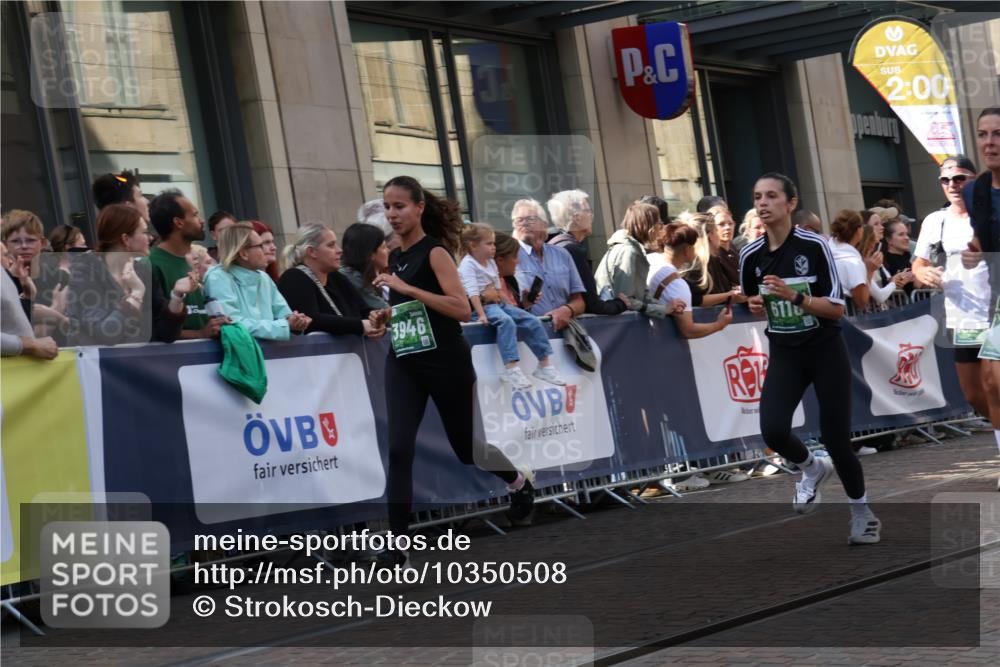13.09.2026 - 21. swb-Marathon Bremen Strokosch-Dieckow http://msf.ph/oto/10350508 13.09.2026 13:31:47 Ziel 578, 846, 1369, 2310, 2934, 3205, 3650, 3946, 4057, 4566, 4797, 4979, 5325, 5628, 6116, 6258, 6475, 6857, 6875, 7182, 7242, 7526, 7553, 7818, 8048, 8247, 8610, 8970, 9016, 9394, 9640, 13029, 13182, 310, 578, 922, 1600, 2707, 3115, 3239, 3244, 3278, 3579, 3858, 3859, 3989, 4030, 4164, 4258, 4273, 4692, 4889, 4998, 5158, 5363, 5426, 5899, 6039, 6062, 6100, 6193, 6213, 6354, 6581, 6602, 7032, 7242, 7260, 7608, 7941, 8042, 8205 meine-sportfotos.de